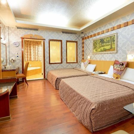 Holland Village Motel Tainan Luaran gambar