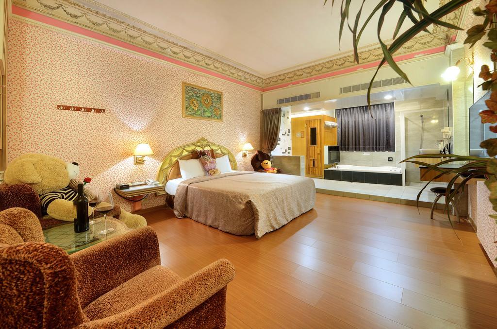 Holland Village Motel Tainan Luaran gambar