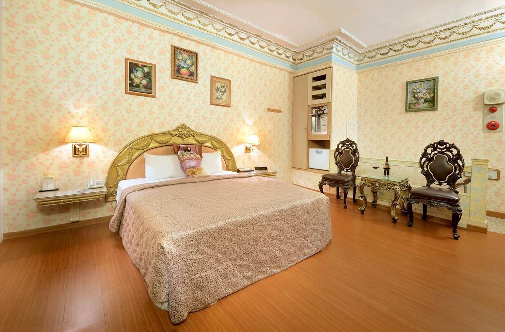 Holland Village Motel Tainan Luaran gambar